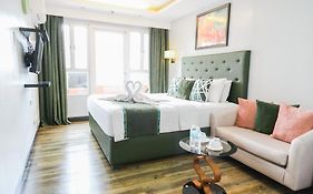 Pacific Bay Grand Suites